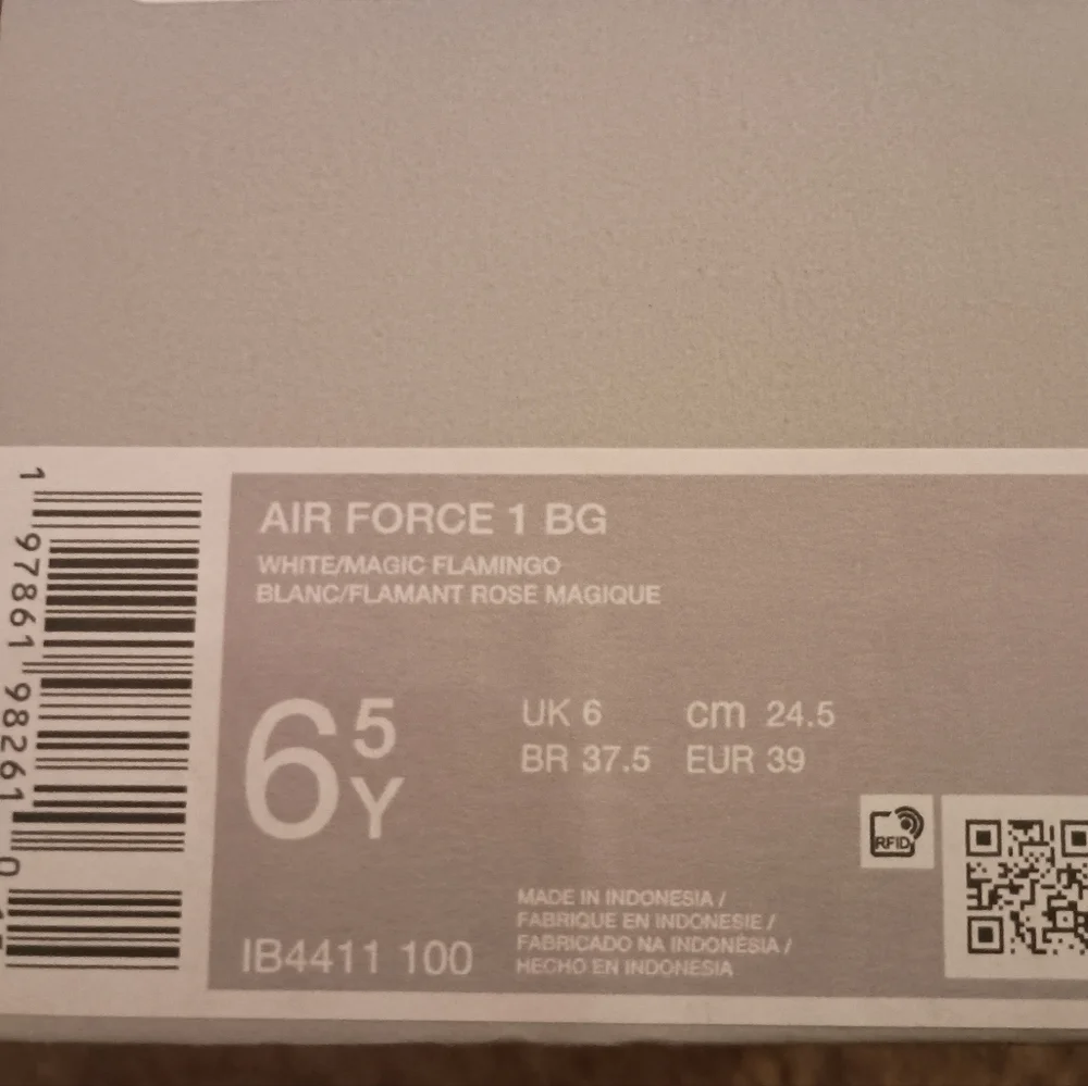 Nike Air Force 1 Low White Pink Sneakers BRAND NEW WITH BOX NO LID - Picture 6 of 7
